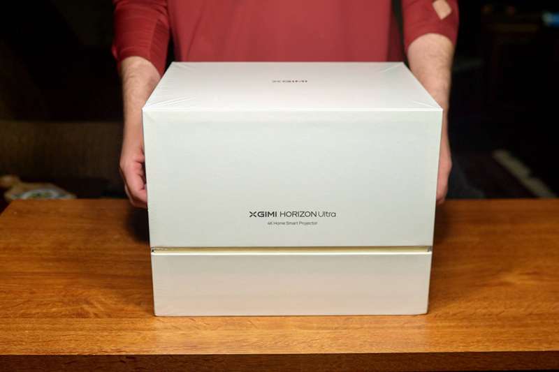 XGIMI Horizon Ultra - جعبه‌گشایی