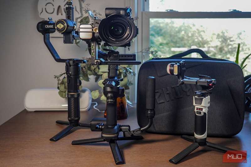 مقایسه گیمبال Zhiyun Crane 4