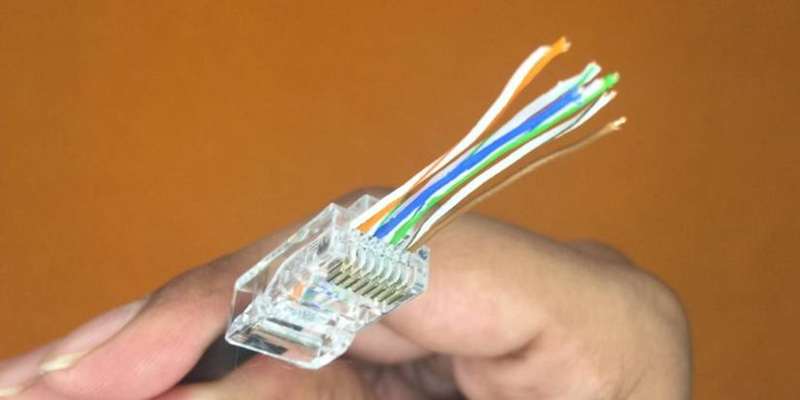 تصویری از یک اتصالگر سفت‌شده