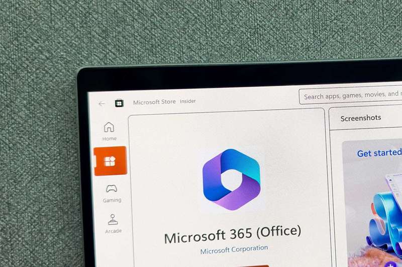 نماد برنامه Microsoft 365 (Office) در نمای نزدیک صفحه فروشگاه مایکروسافت