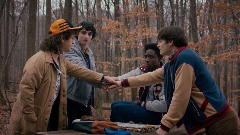 فصل ۵ StrangerThings؛ مایک لوکاس، ویِل و داستین در جنگل