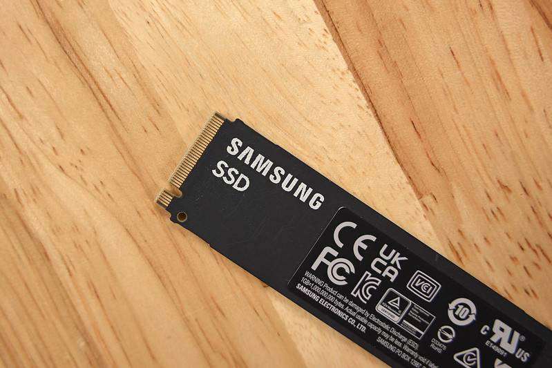 متن SSD سامسونگ روی SSD NVMe سامسونگ 990 EVO Plus-2