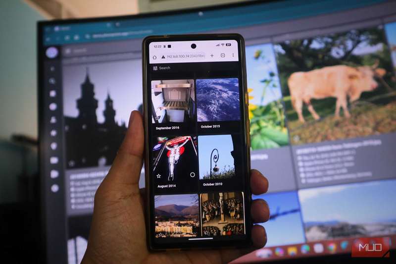 دسترسی به PhotoPrism در هر مرورگر وب