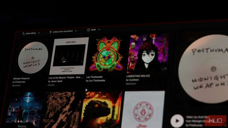 آلبوم‌های حاضر در فروش در بندکمپ