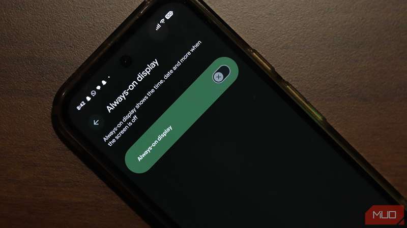تنظیم Always on display در Pixel 9a.