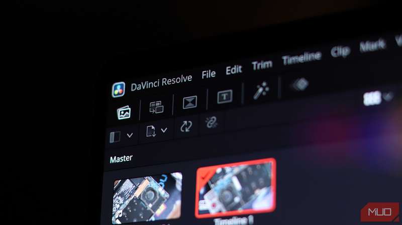 نوار منوی DaVinci Resolve.