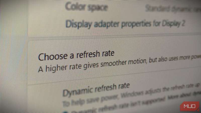 تنظیمات نرخ تازهسازی نمایش در تنظیمات ویندوز.