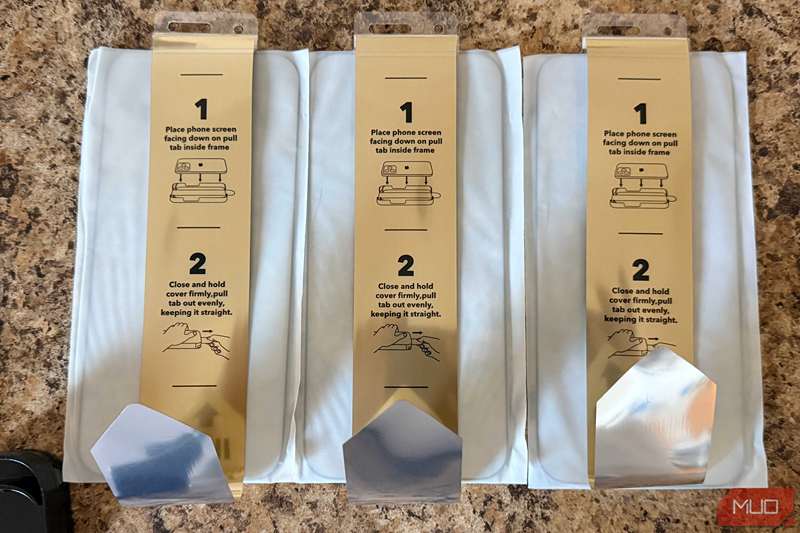 پک سه‌تایی محافظ صفحه‌نمایش ESR Ultrafit Armorite Pro