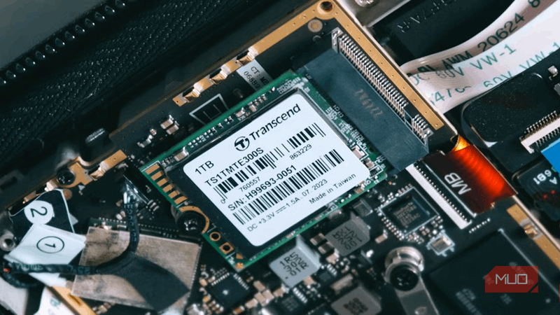 SSD m2 نصب شده بر روی مادربورد.