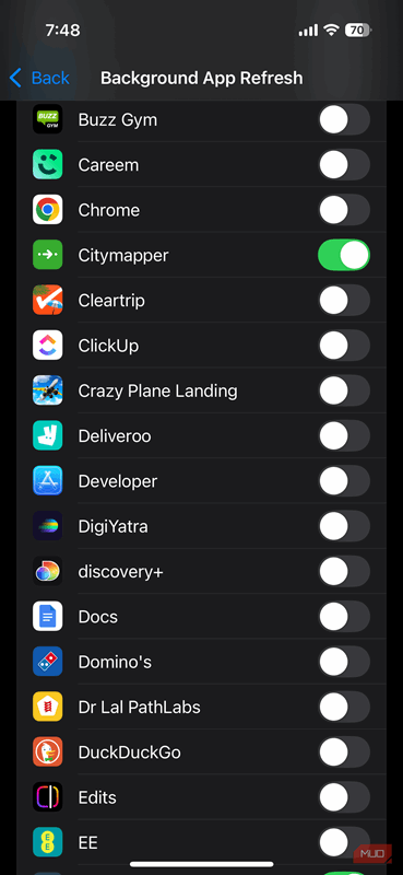 مدیریت فعالیت پس‌زمینه برای برنامه‌های خاص