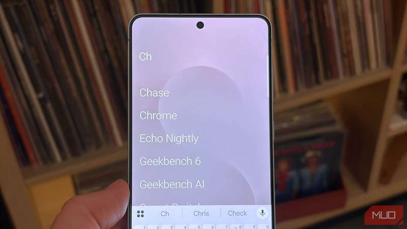 جستجوی برنامه در Olauncher.
