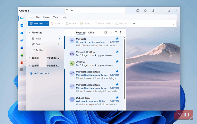 برنامه Outlook در رایانه
