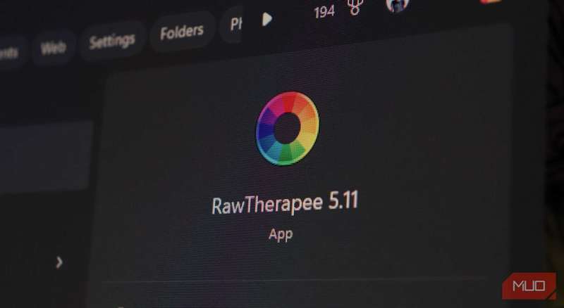 منوی شروع ویندوز با نمایش لوگوی RawTherapee