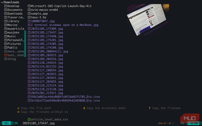 پوشه دانلودها باز در یازی
