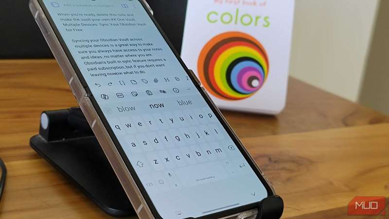 کیبورد SwiftKey بر روی سامسونگ گلکسی Z Flip 6
