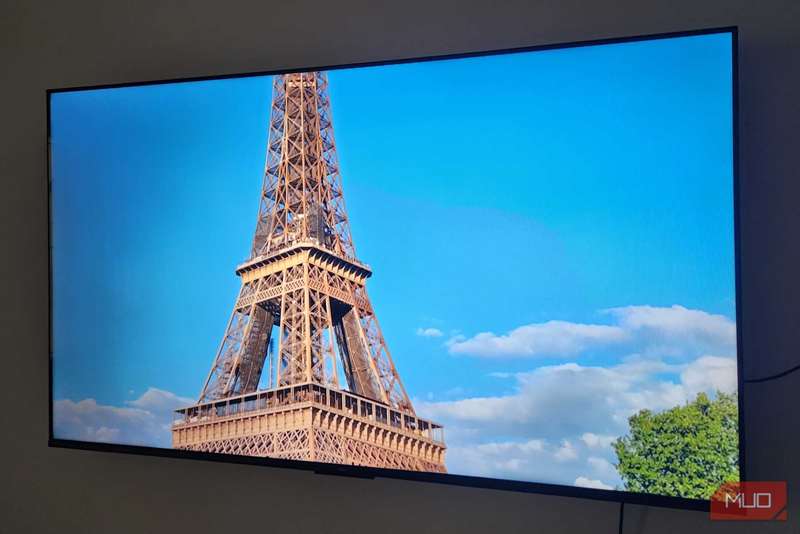 تلویزیون مورد استفاده به عنوان قاب عکس دیجیتال