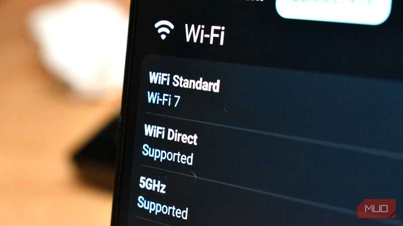 گزینه استاندارد Wi‑Fi 7 بر روی صفحهٔ گوشی هوشمند