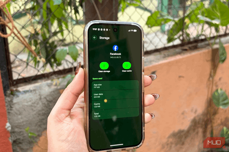 پاک‌سازی کش در Google Pixel 10 Pro