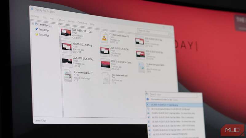 رابط کاربری ClipClip با تصاویر بندانگشتی کلیپ‌ها و منوی چسباندن.