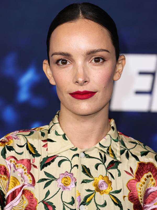 تصویر Jodi Balfour