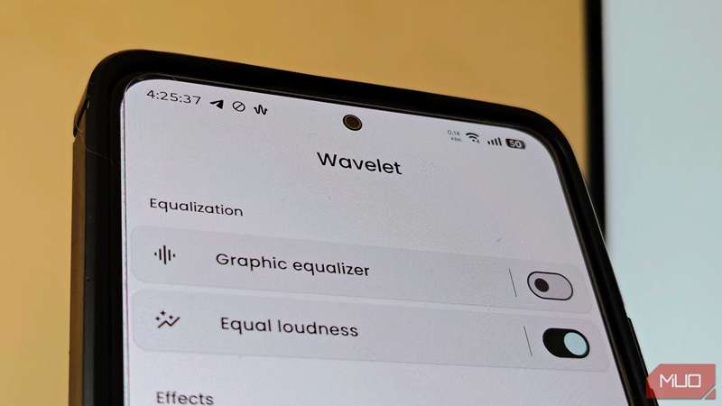 نمای نزدیک برنامه Wavelet بر روی اندروید.