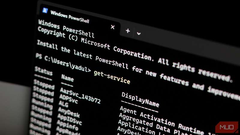 دستور get-service در Windows PowerShell