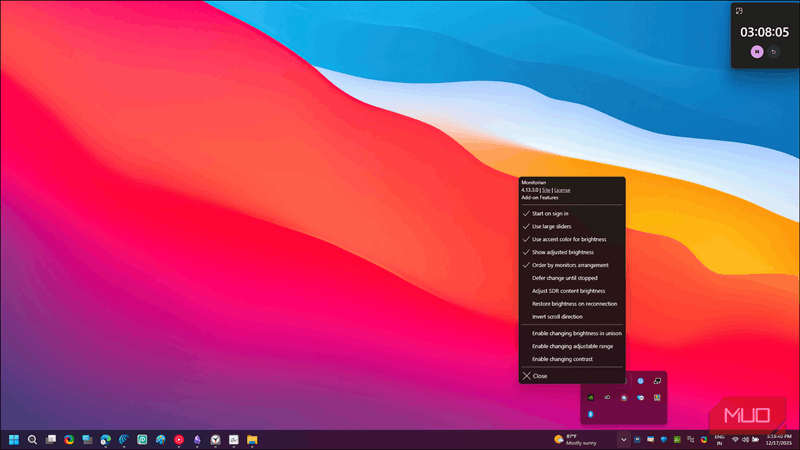 اسلایدر مانیتورین در ویندوز ۱۱ باز شده