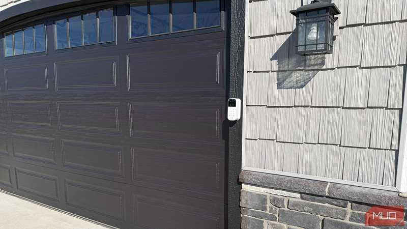 صفحه کلید ویدئویی myq در زاویه گاراژ