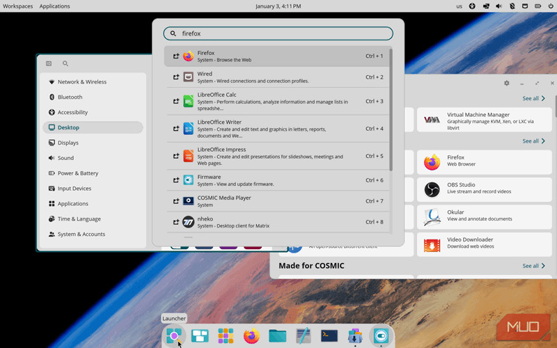 Fedora COSMIC در حال اجرای چند برنامه با باز بودن لانچر برنامه