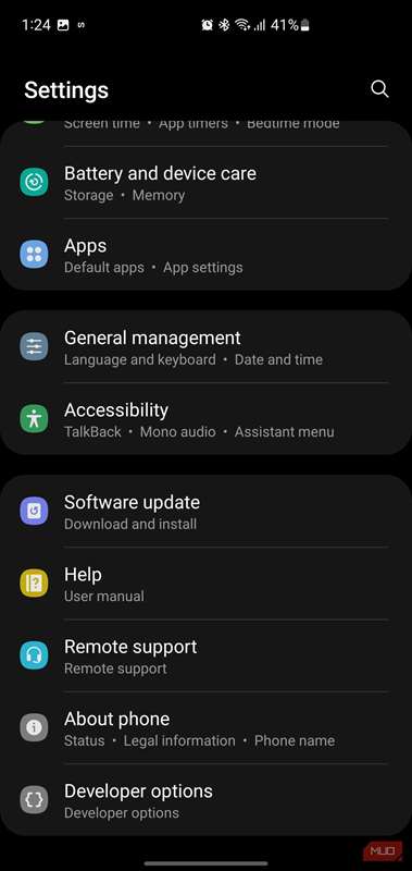 منوی تنظیمات اندروید به‌روز شده که گزینه‌های توسعه‌دهنده فعال‌شده جدید را در پایین نمایش می‌دهد.