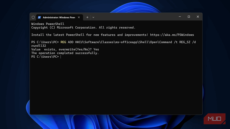 Windows PowerShell به‌عنوان مدیر با فرمانی برای بازنویسی کلید ترکیبی Copilot