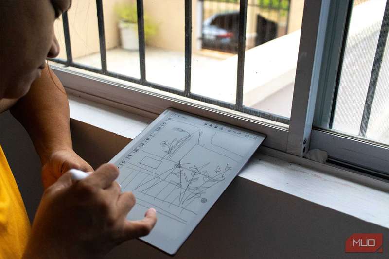 نقاشی بر روی Onyx Boox Go 10.3