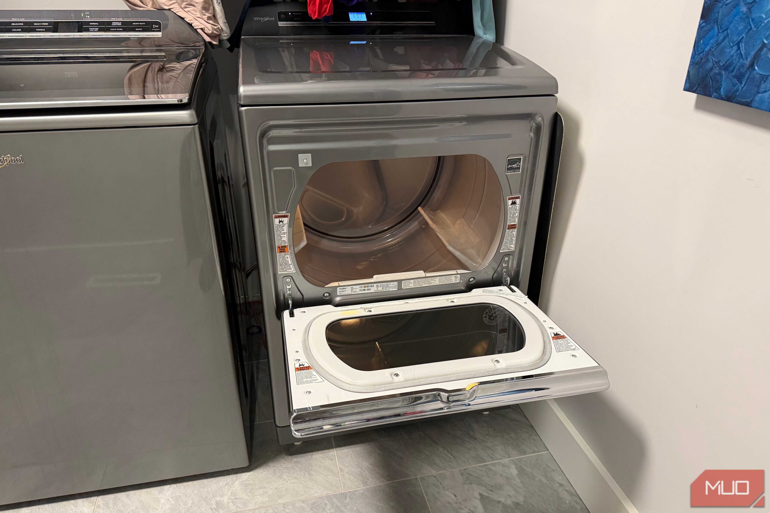 درب خشککن Whirlpool باز