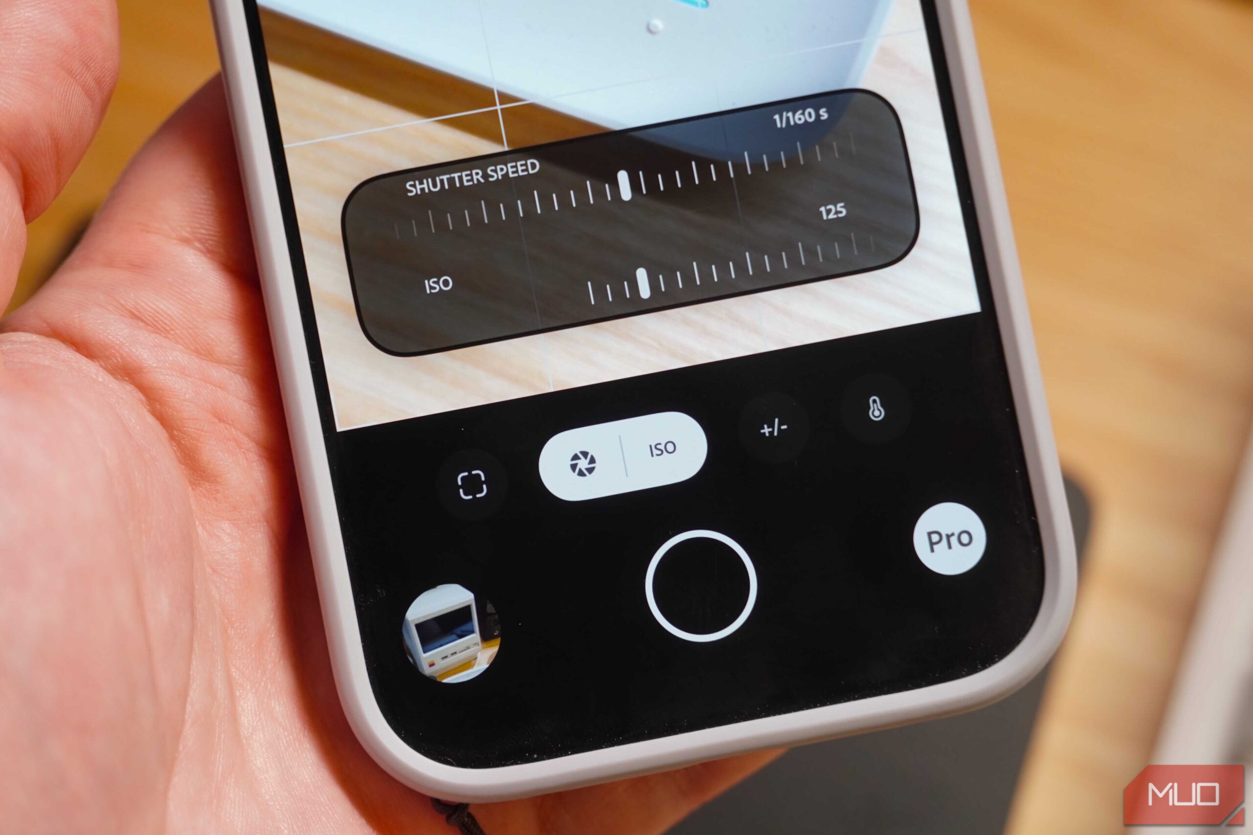 کنترلهای حرفهای در برنامه دوربین پروژه اندیگو