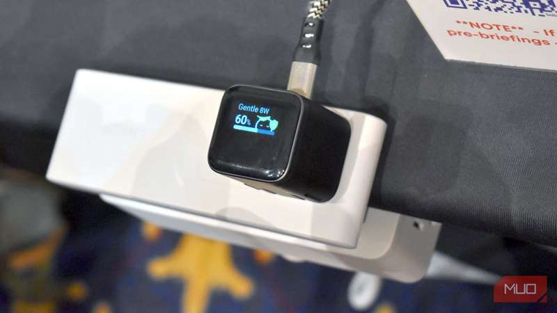 شارژر نانو 45 وات آنکر در CES 2026 وصل شده