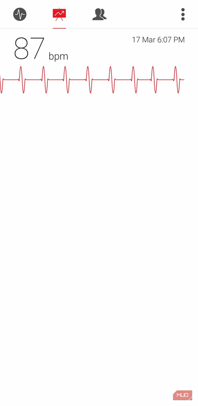 برنامه‌ای که داده‌های ضربان قلب را بر روی گوشی اندروید نشان می‌دهد
