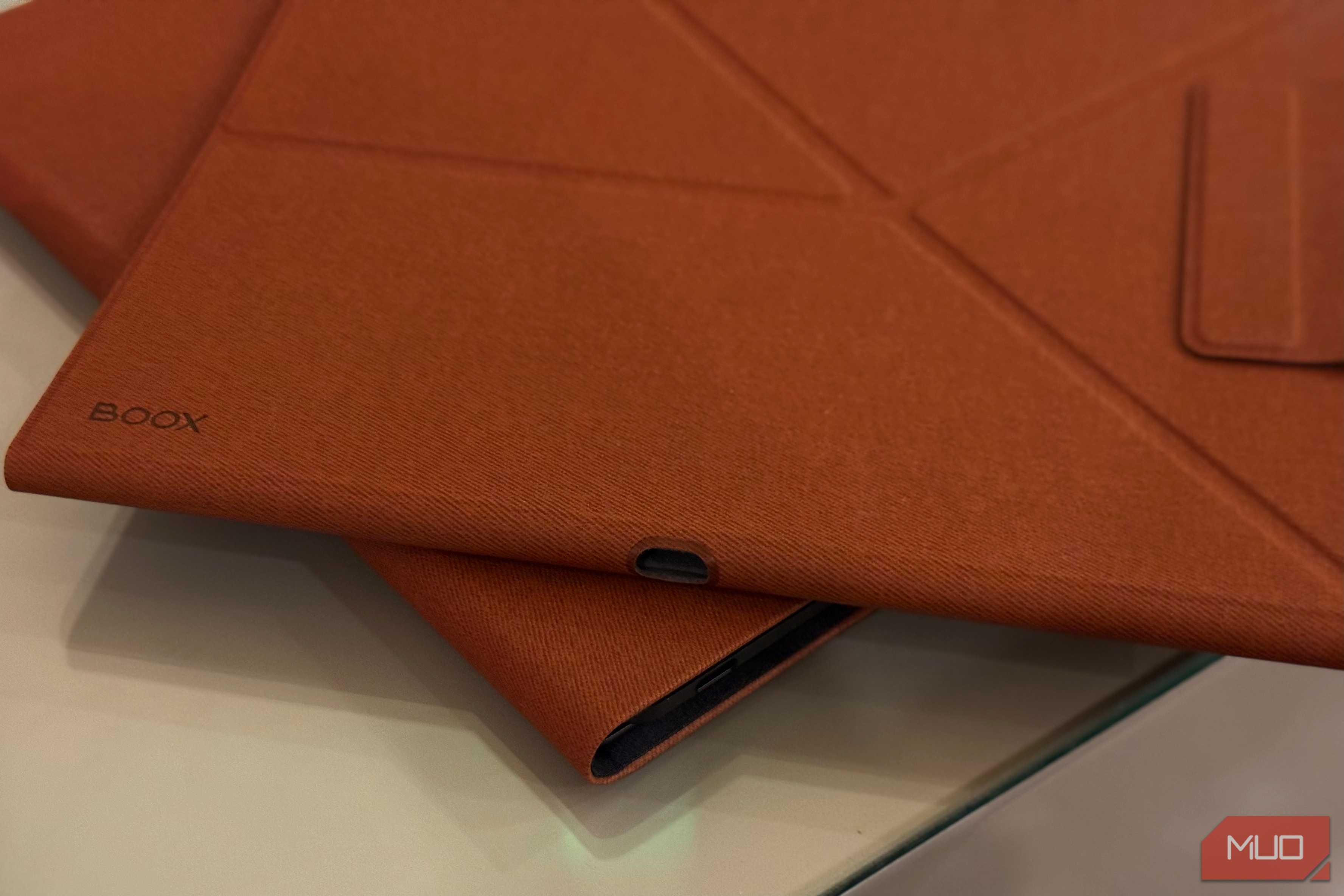 کیس Boox Note Air 5C