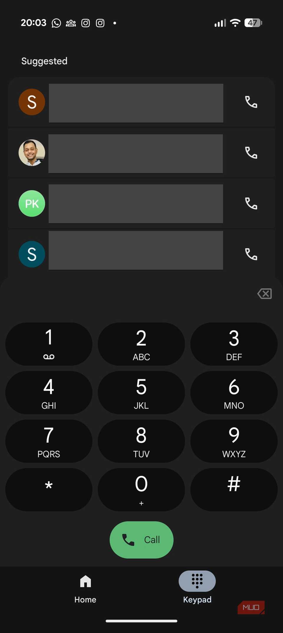 دایلر باز شده در برنامه تلفن