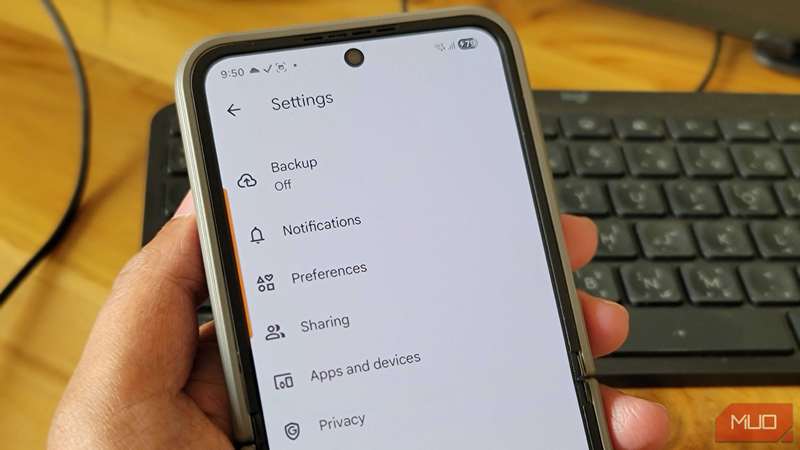 باز کردن تنظیمات Google Photos در Galaxy Z Flip 6