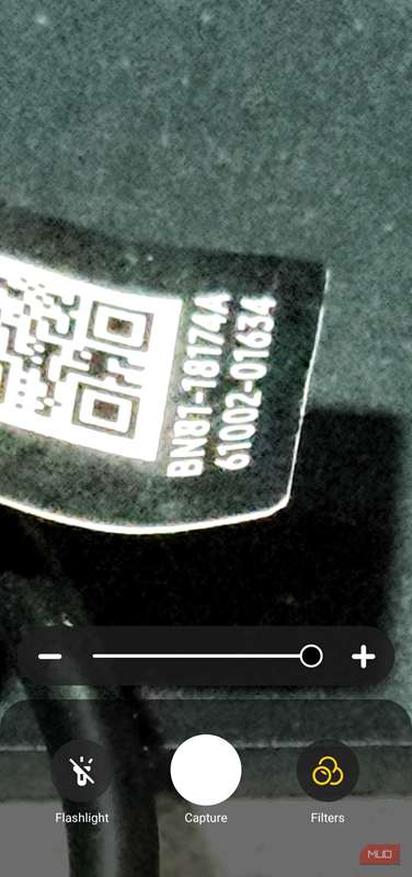 برنامه‌ی ذره‌بین بر روی گوشی سامسونگ گلکسی