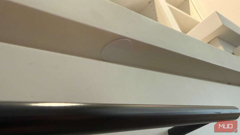 برچسب NFC زیر میز