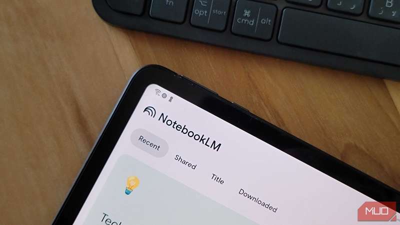 برنامه NotebookLM باز بر روی Honor Pad 8