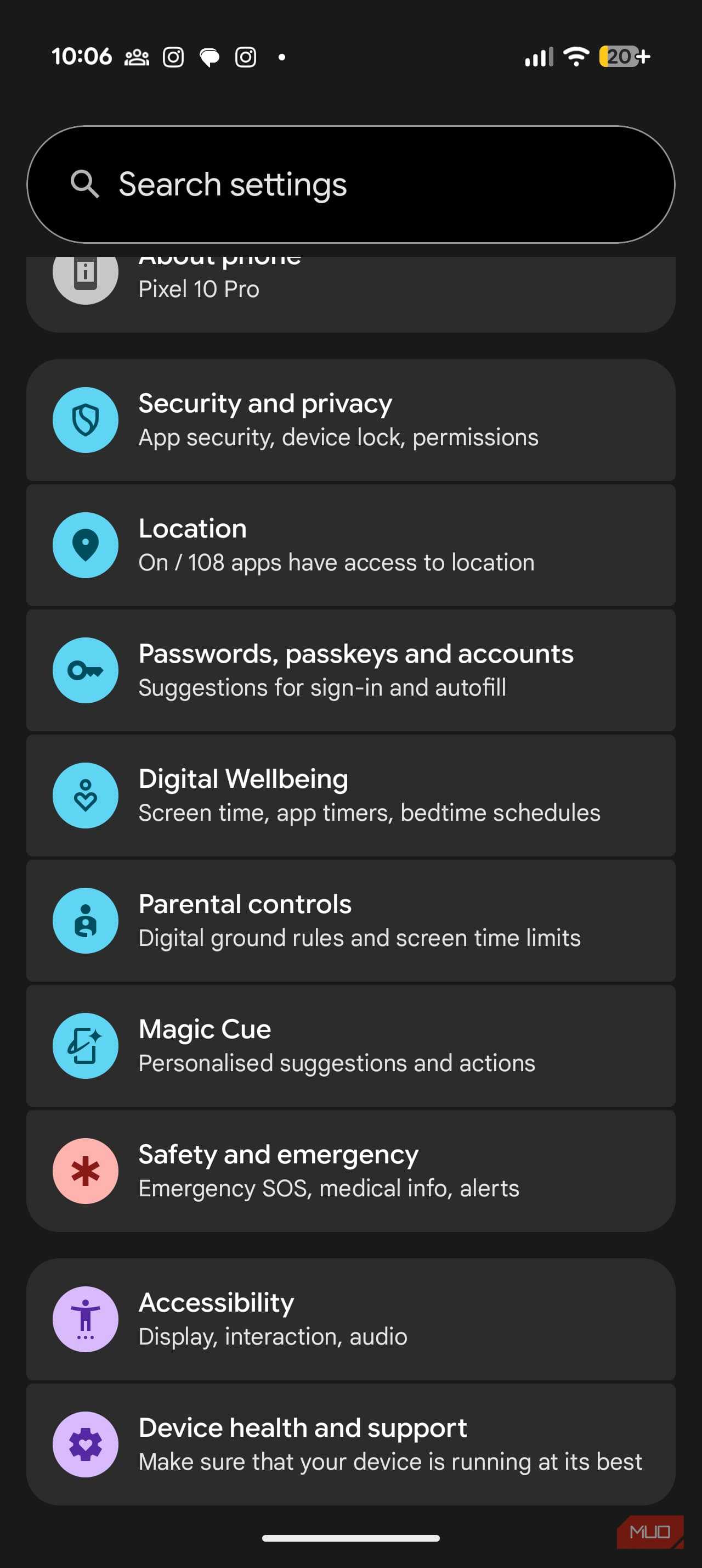 برنامه تنظیمات باز شده در گوگل پیکسل 10 پرو