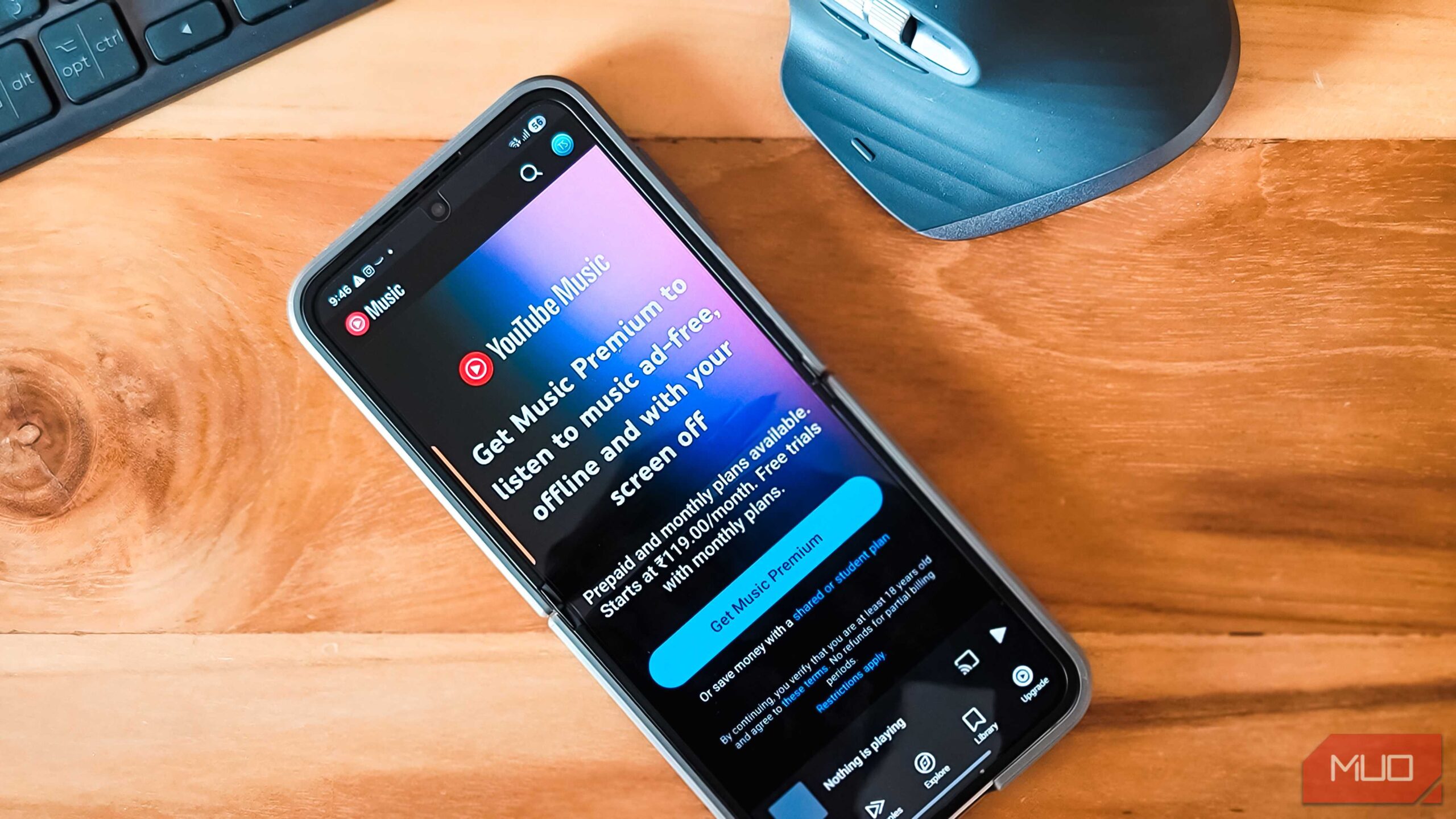 یوتیوب موزیک پرمیوم باز بر روی Galaxy Z Flip 6