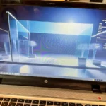 تصویر اصلی: سیستم‌عامل AntiX در حال اجرا روی لپ‌تاپ HP