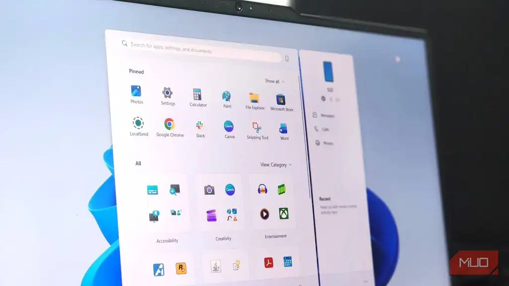 صفحه شروع ویندوز ۱۱ روی لپتاپ