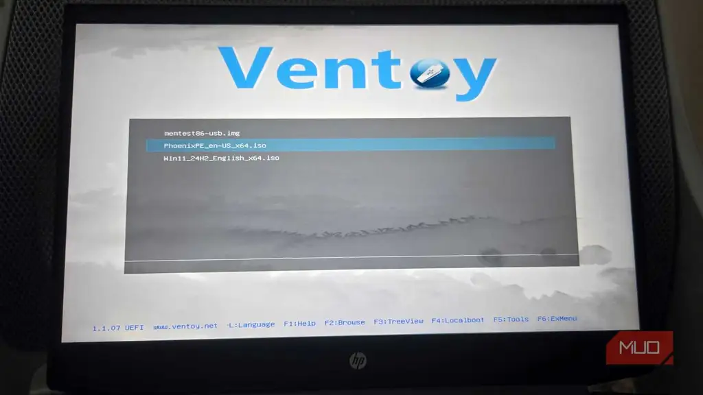 منوی بوت Ventoy باز شده در لپ‌تاپ اچ‌پی