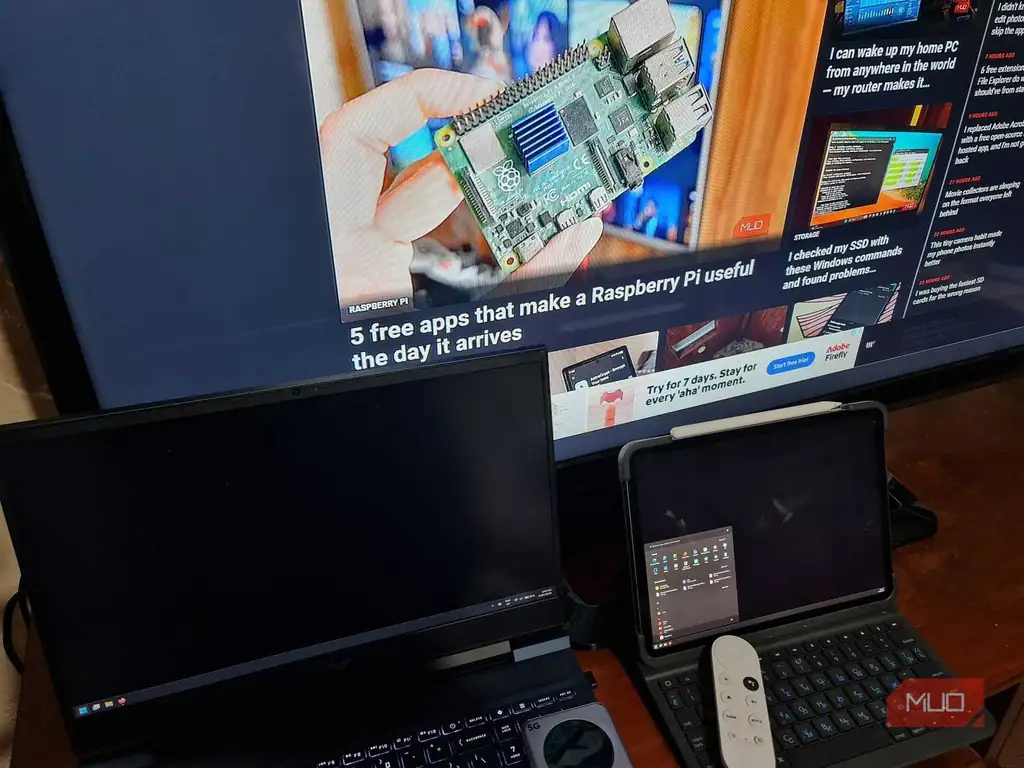 Spacedesk روی Chromecast نصب شده و روی تلویزیون نمایش داده شده