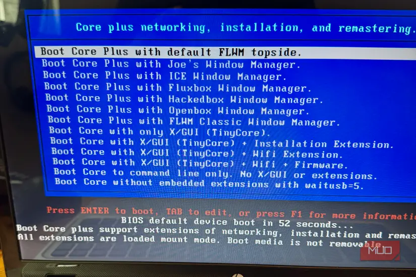 گزینههای نصب سیستمعامل Tiny Core Linux