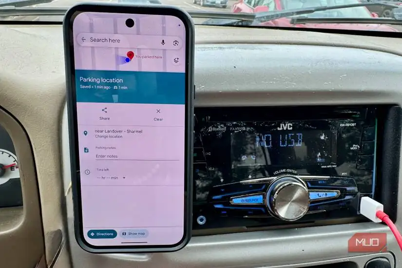 کارت پارکینگ در Google Maps داخل خودرو